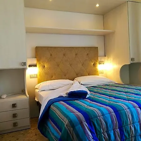 Confort Hotel 3*